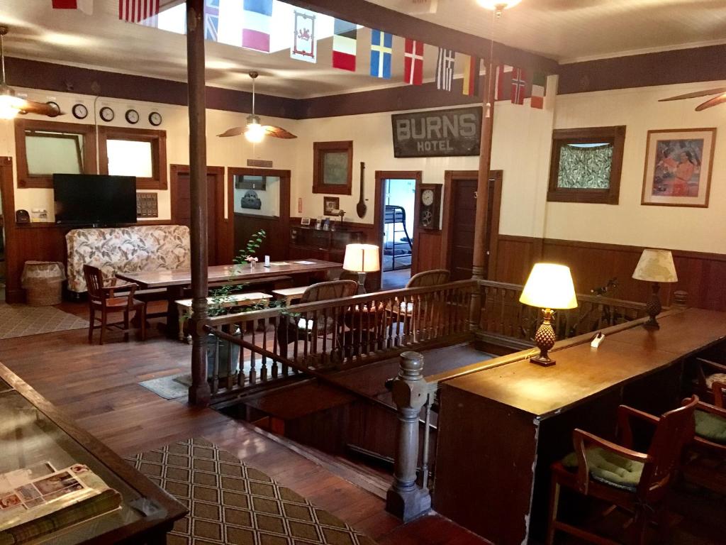Hilo Bay Hostel image 22